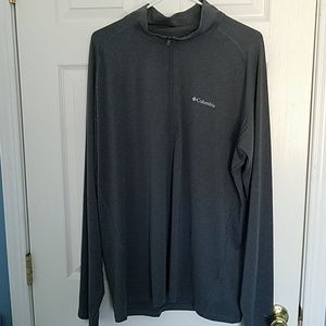 Columbia 1/4 zip performance top